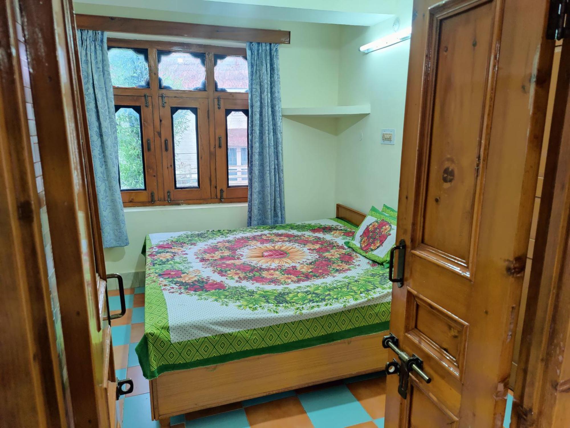 קאלפה Silk Route Home Stay חדר תמונה