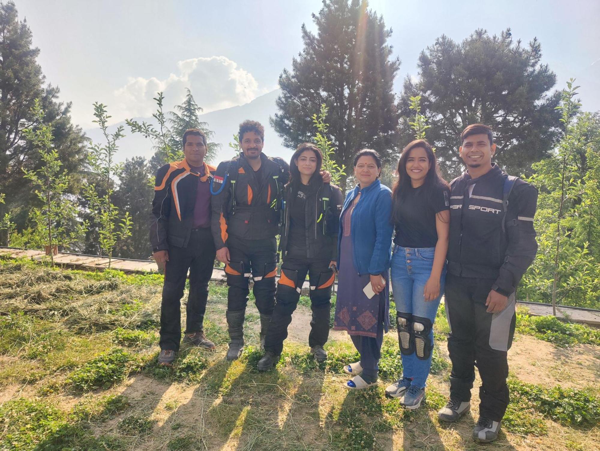 קאלפה Silk Route Home Stay מראה חיצוני תמונה